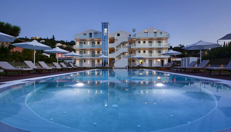 V Luxury Suites